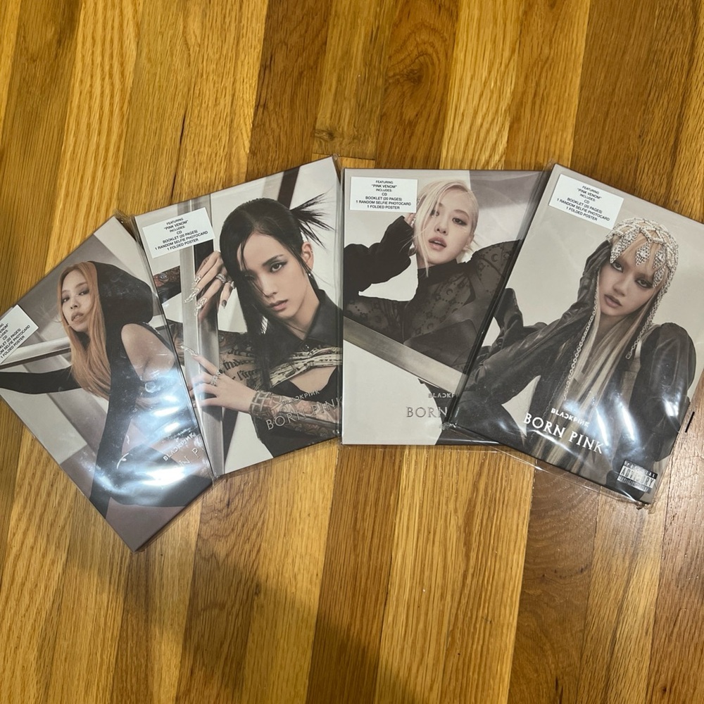 Blackpink Born Pink Digipack (Individual Versions) CD KPOP Album + Member Poster